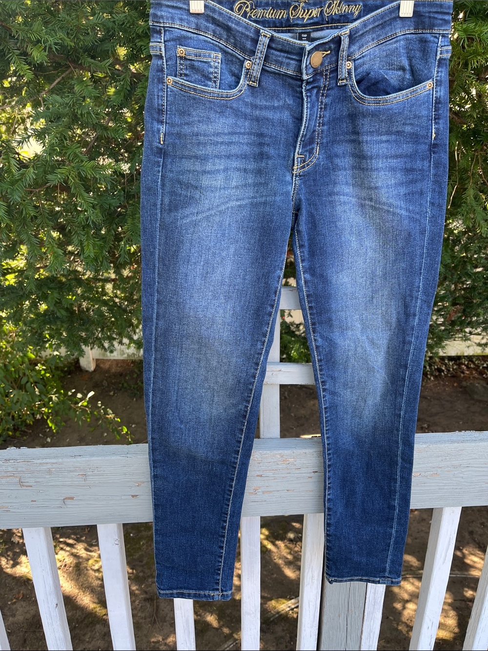 GAP Premium Super Skinny Jeans Size 8